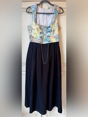 Nockstein Trachten traditional Austrian/Bavarian dress - drindl. Sz 40 (Med)